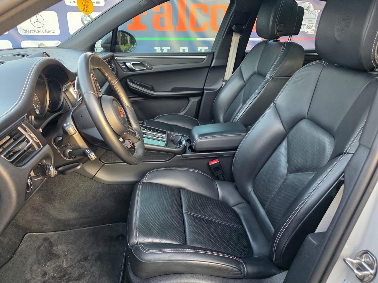 Porsche Macan 2.0 T PASM