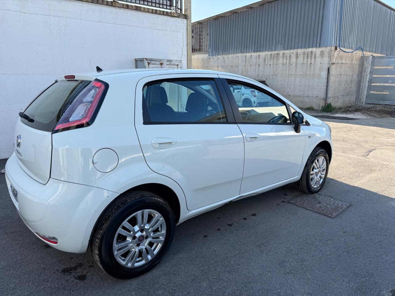 Fiat Punto 1.4 8V 5 porte Natural Power Lounge