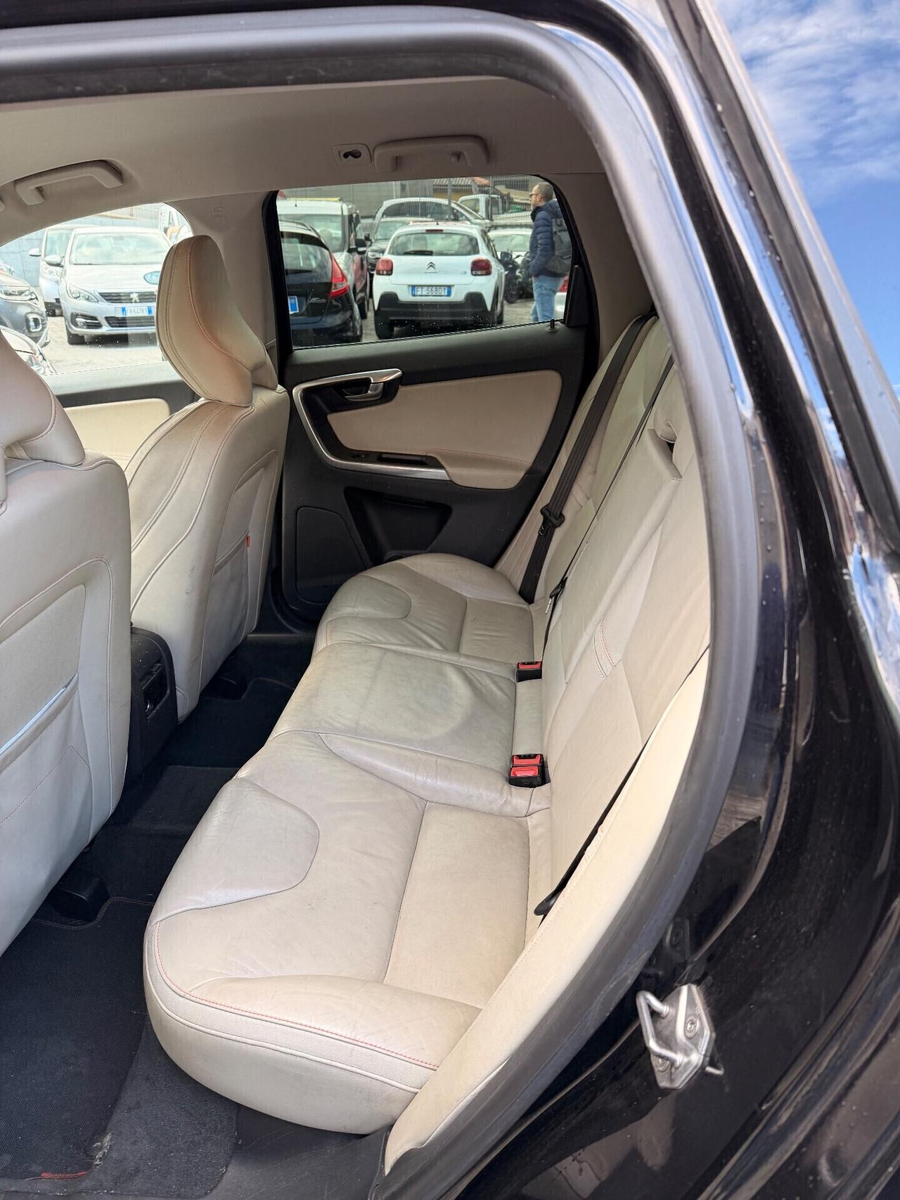 VOLVO XC 60 D3 Ocean Race AUTOMATICO