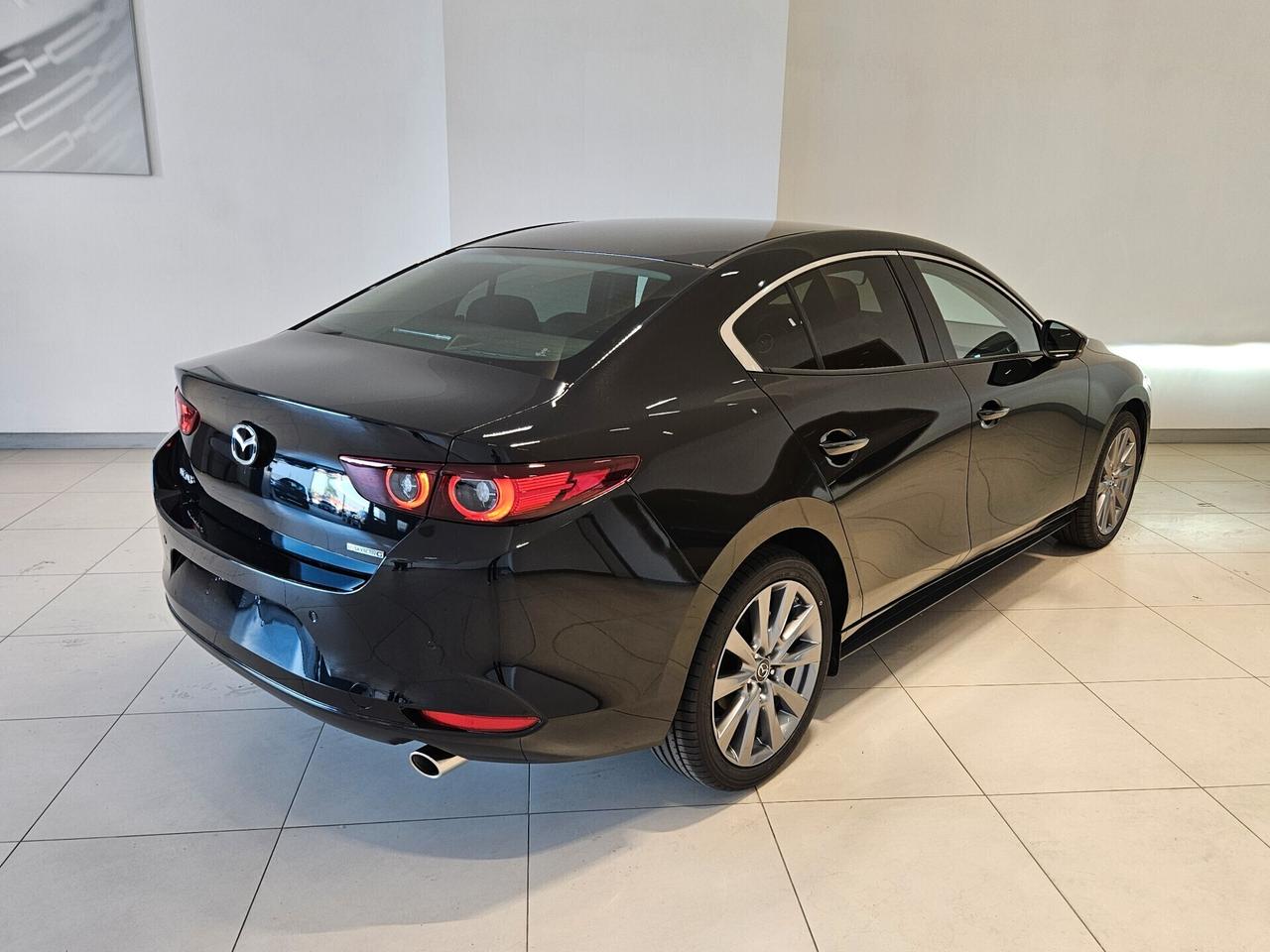 Mazda 3 2.5L eSkyactiv-G M-Hybrid 4p. Sedan Centre Line *RATE DA 299€*