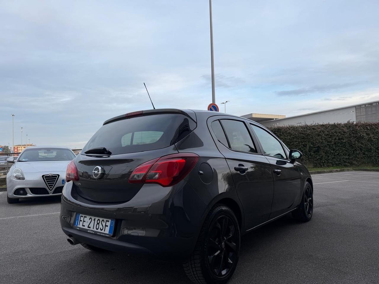 Opel Corsa 1.4 90CV GPL Tech 5 porte b-Color
