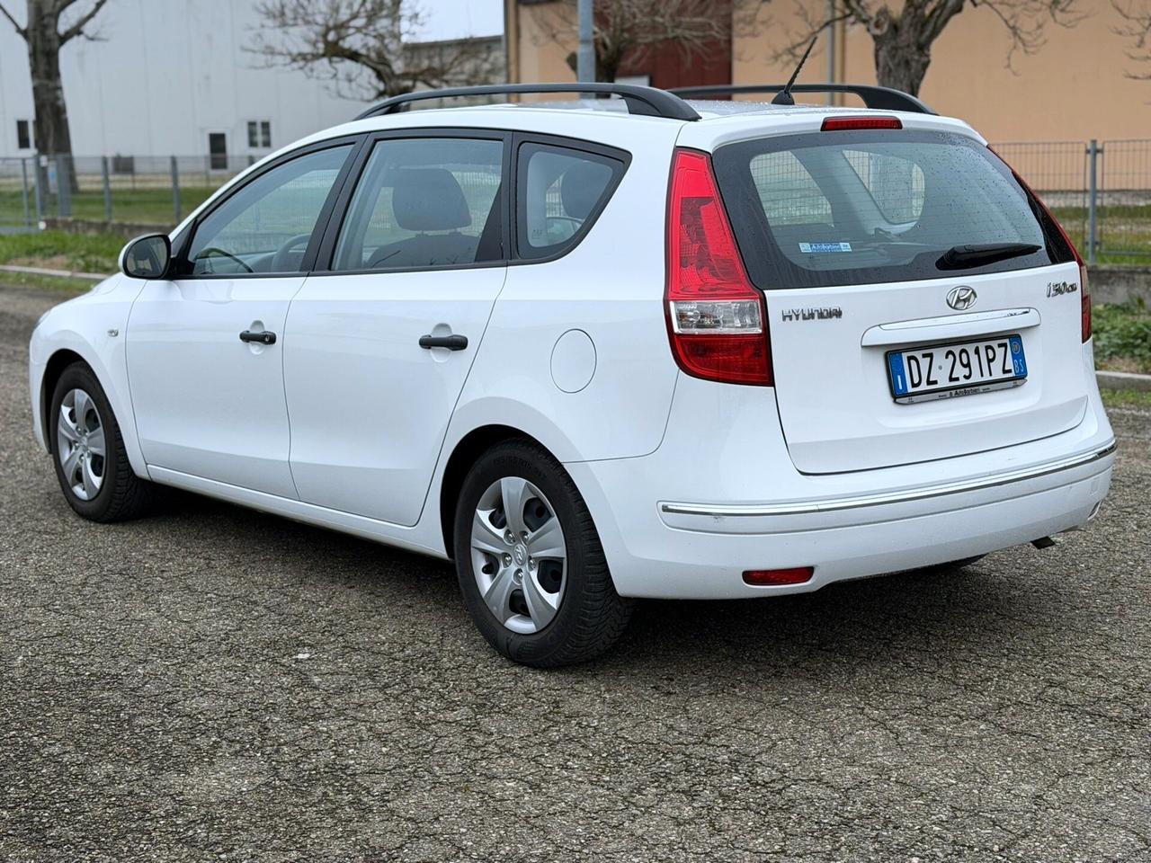 Hyundai i30 SW 1.4 BENZINA GPL