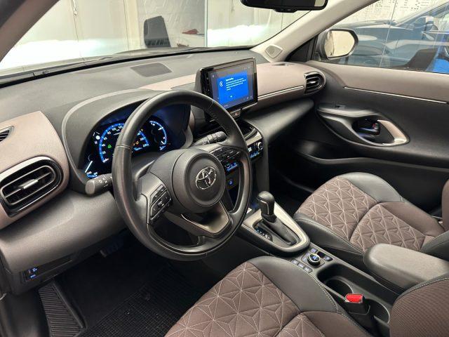 TOYOTA Yaris Cross 1.5 Hybrid 5p. E-CVT AWD-i Lounge