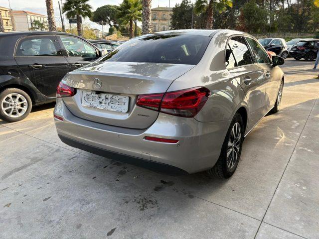 MERCEDES-BENZ A 180 d