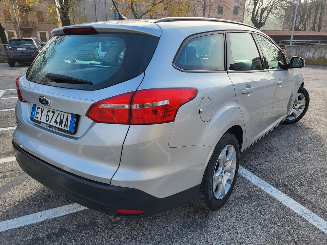 FORD FOCUS SW 1.6 TDCi-UNICO PROPRIETA-3 REVISIONI