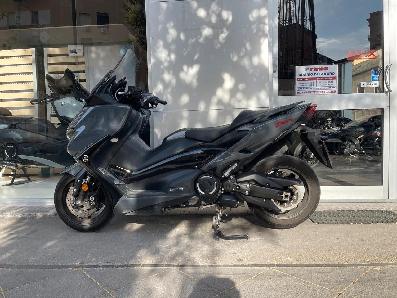 Yamaha TMAX 560 tech max