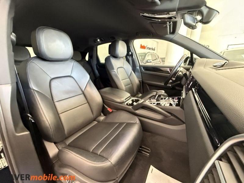 Porsche Cayenne Cayenne 3.0 e-hybrid tiptronic
