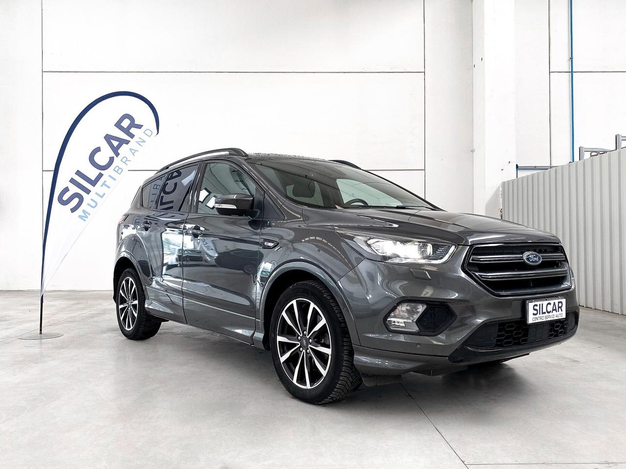 Ford Kuga 1.5 TDCI 120 CV S&S 2WD ST-Line