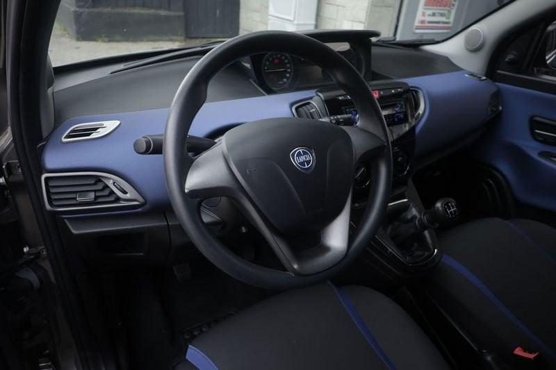 Lancia Ypsilon Lancia Ypsilon 1.2 69cv Silver Unicoproprietario