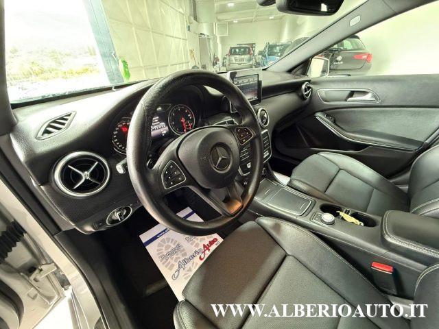 MERCEDES-BENZ A 160 d Automatic Business