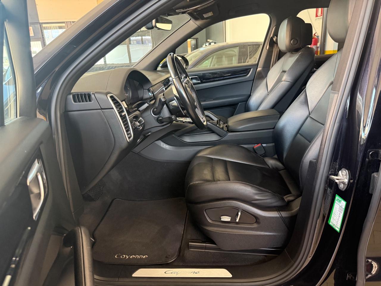 Porsche Cayenne 3.0 V6