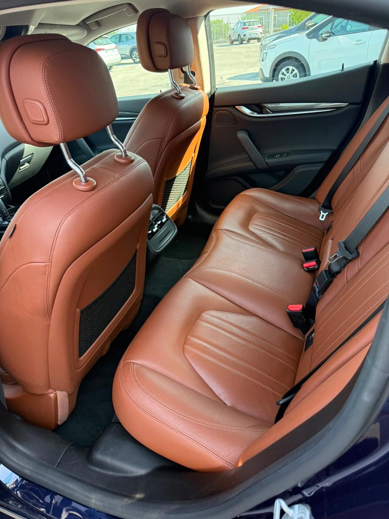 Maserati Ghibli 330 CV MHEV Executive