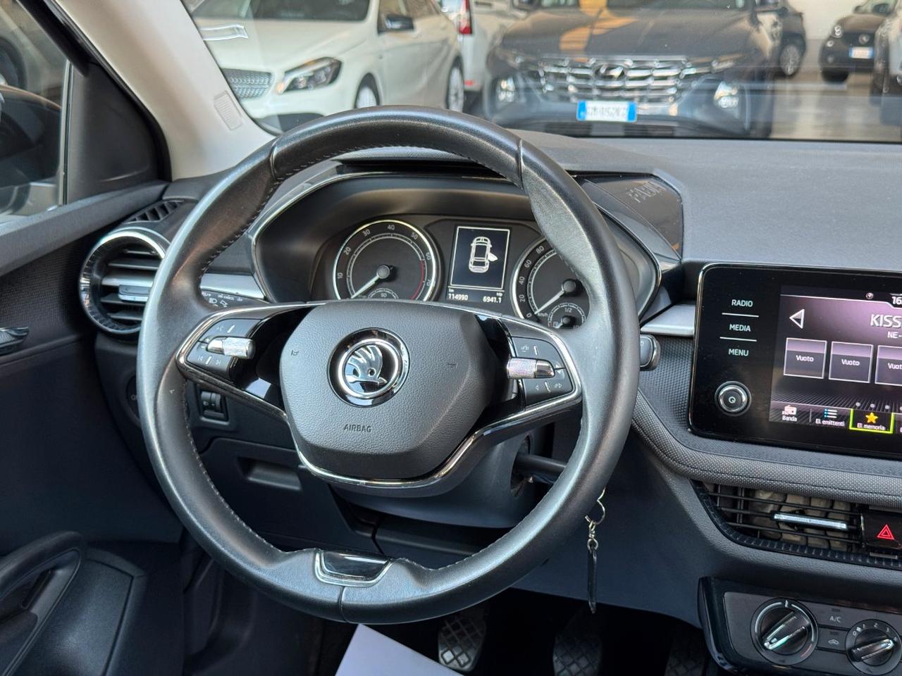 Skoda Fabia 1.0 mpi evo Ambition 80cv CAR PLAY
