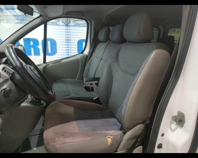 OPEL Vivaro 1.9 cdti combi p.c. 9 POSTI