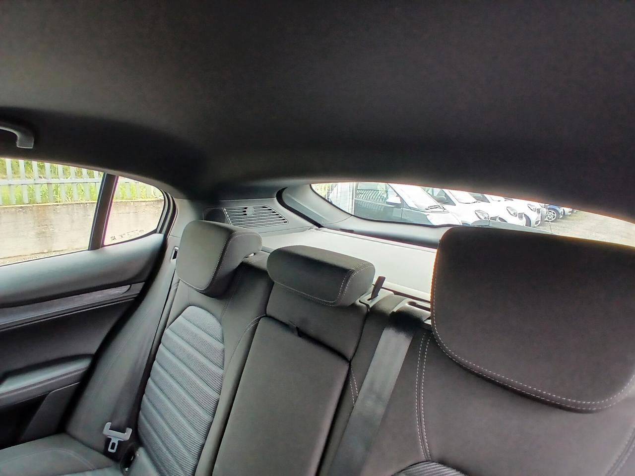 Alfa Romeo Stelvio 2.2 Turbodiesel 190 CV AT8 RWD Business