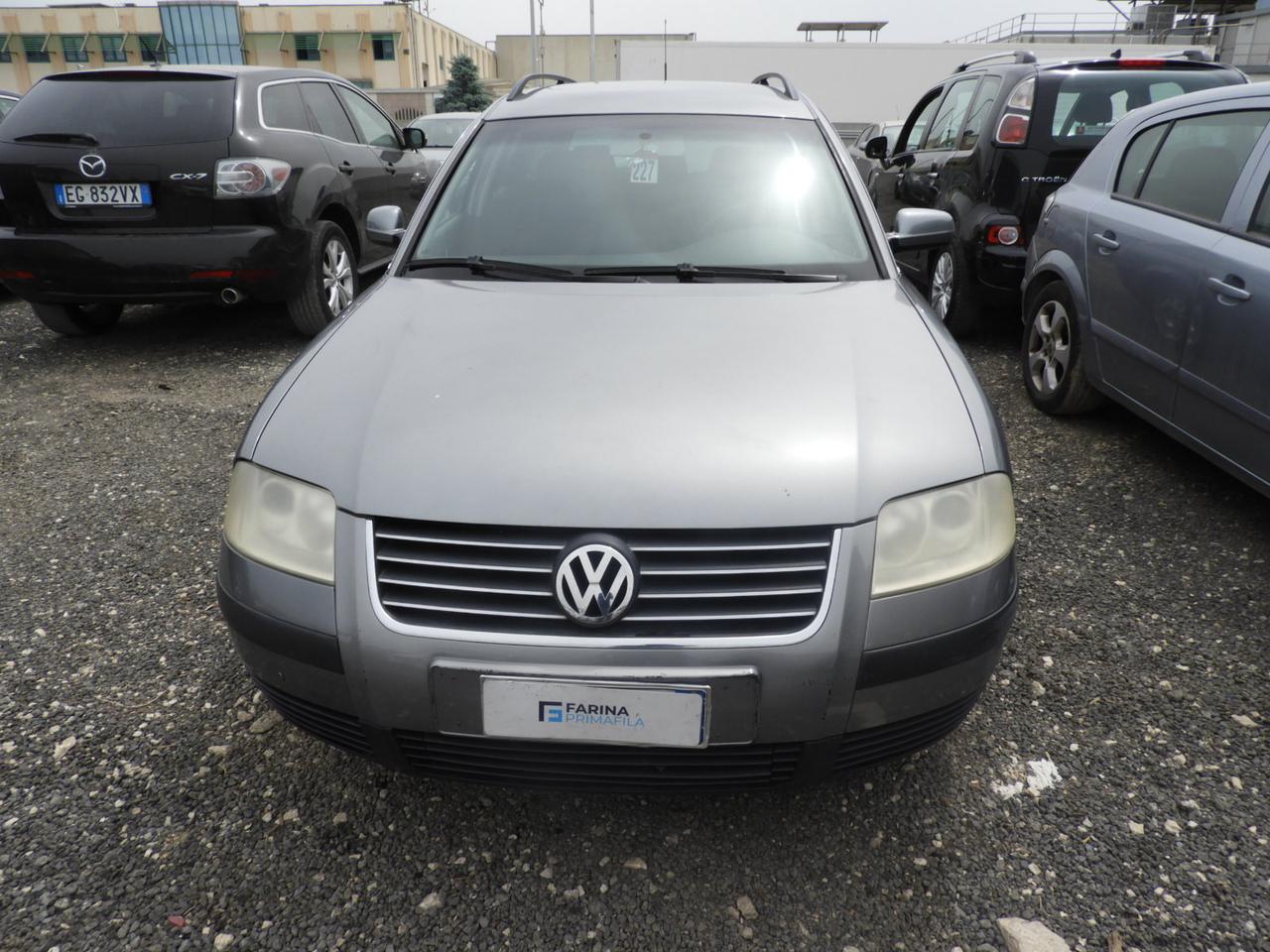 VOLKSWAGEN Passat VI 2005 Variant - PASSAT VARIANT 1,9 TDI 30CV