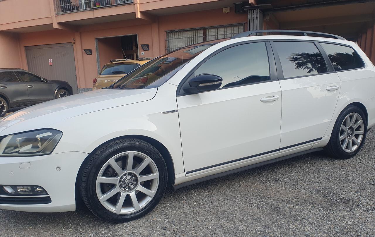 VOLKSWAGEN PASSAT 1.6TDI 105CV VARIANT