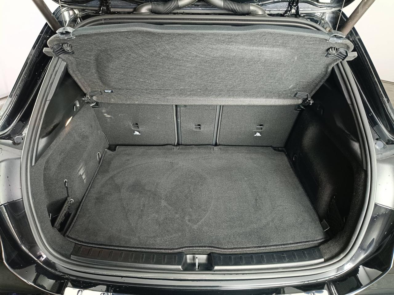 Mercedes-Benz GLA-H247 2020 - GLA-H247 2020 - GLA 180 d Premium auto