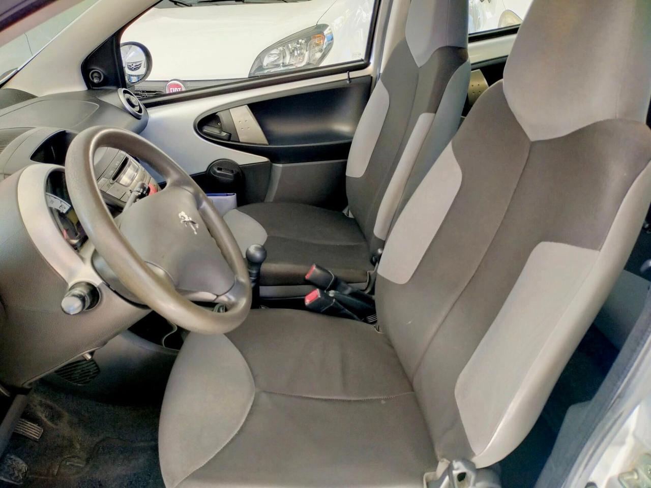 Peugeot 107 1.0 68CV 5p. Superga