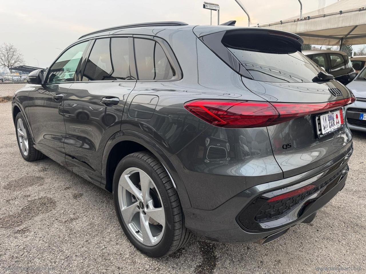 AUDI Q5 e-hybrid 220kW S tr.qu.S Line Edition