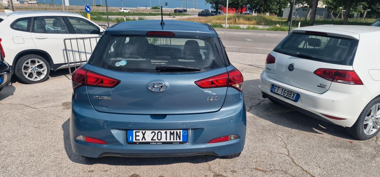 HYUNDAI I 20