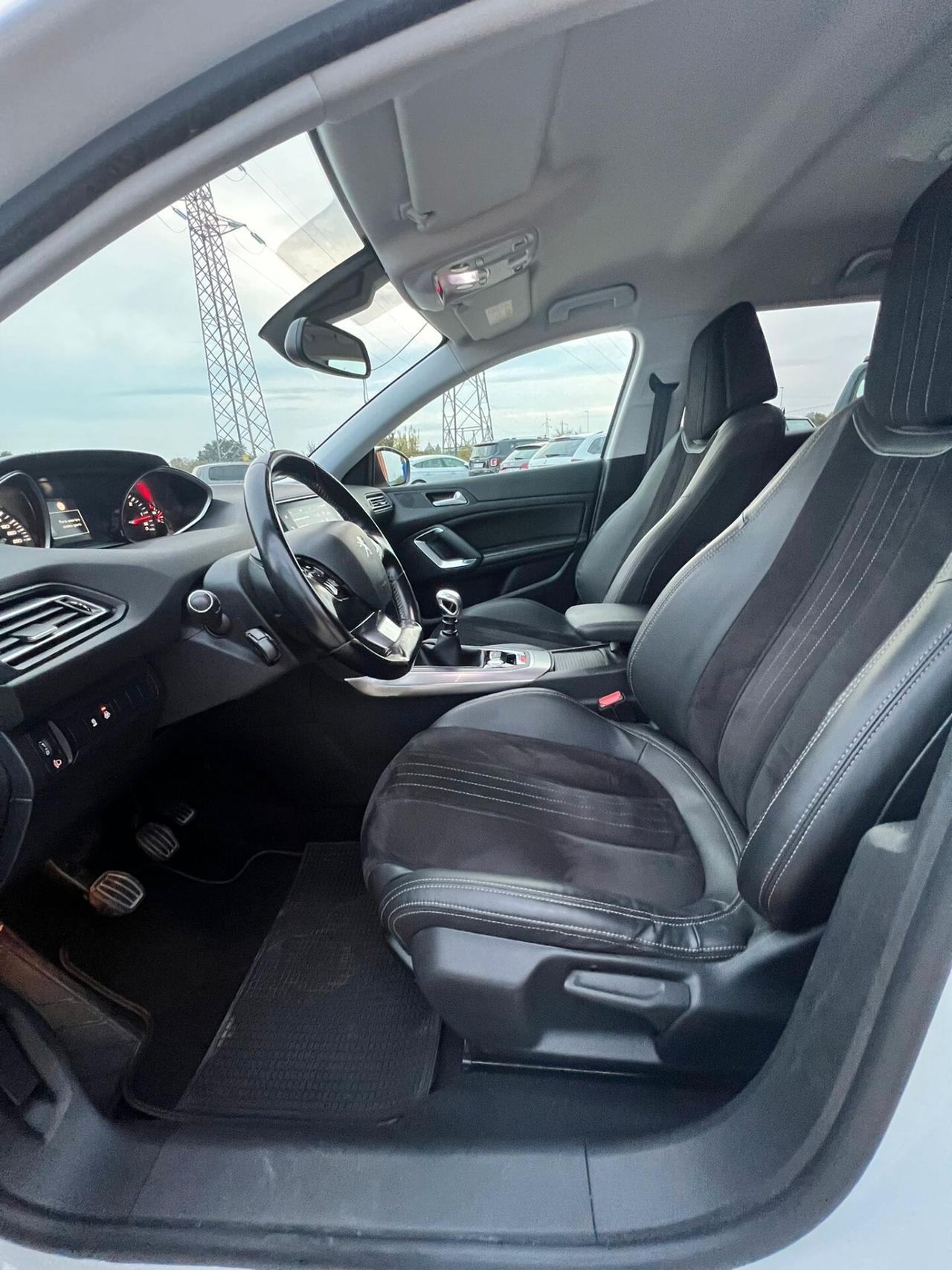 Peugeot 308 BlueHDi 120 S&S SW GT Line
