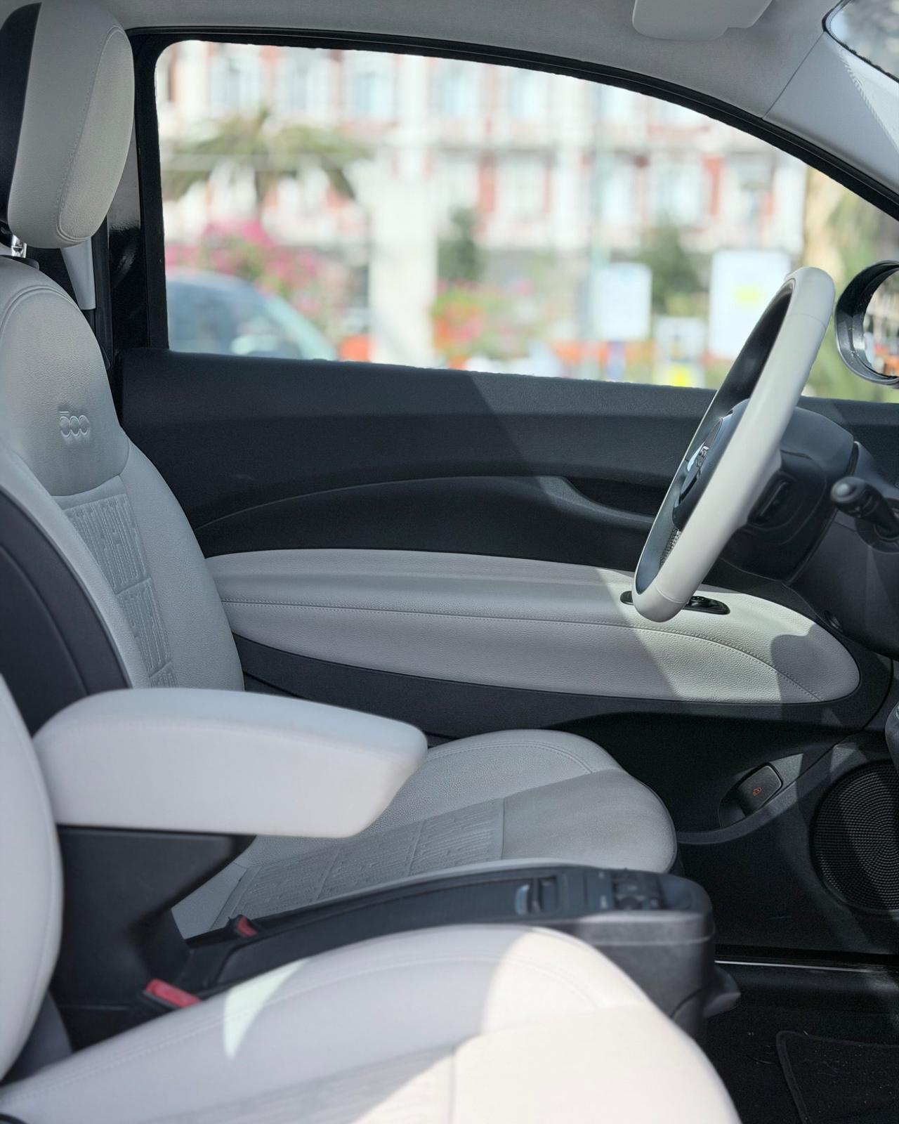 Fiat 500 500e Berlina 42 kWh La Prima