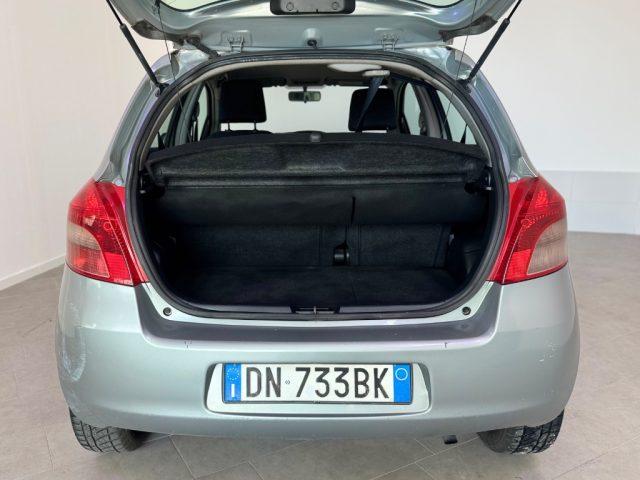TOYOTA Yaris 1.0 5 porte Sol