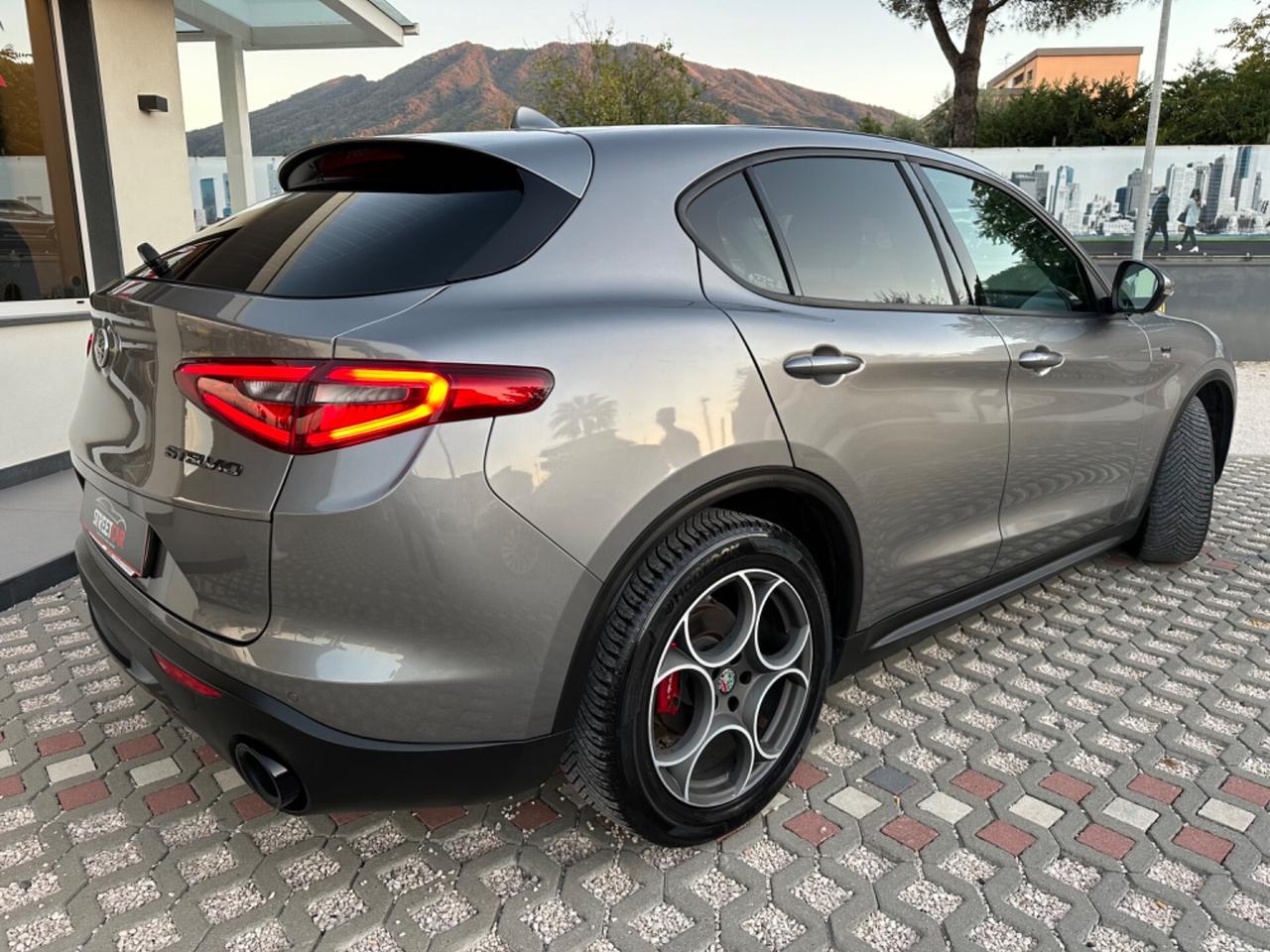 Alfa Romeo Stelvio 2.2 Turbodiesel 190 CV AT8 Q4 Sprint