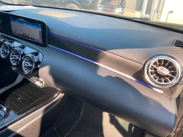 Mercedes-benz A 200 d Automatic Premium AMG Tetto LED
