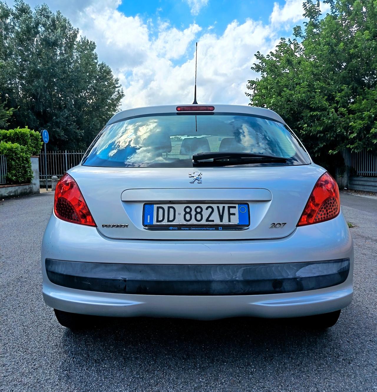 Peugeot 207 1.4 HDi 70CV 5p. X Line