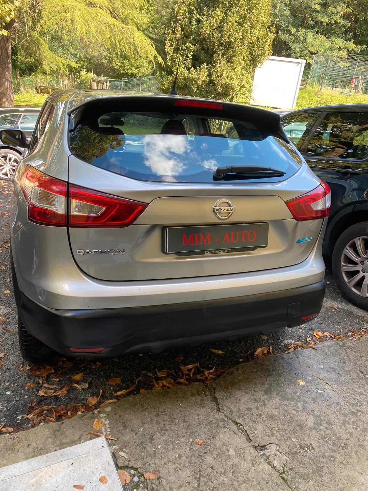 Nissan Qashqai 1.5 dCi Tekna 110CV GARANZIA 1 ANNO
