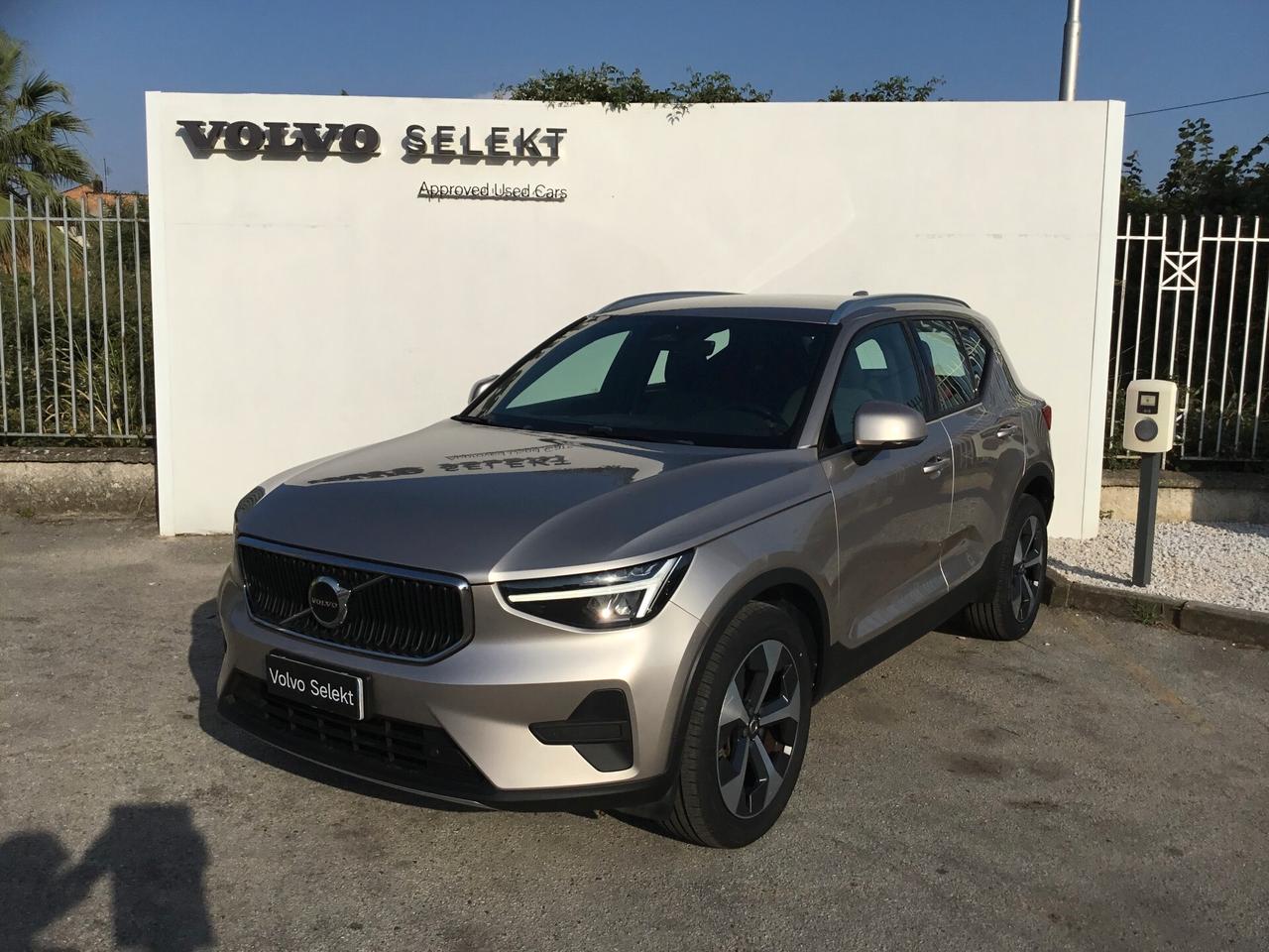 Volvo XC40 B3 automatico Core