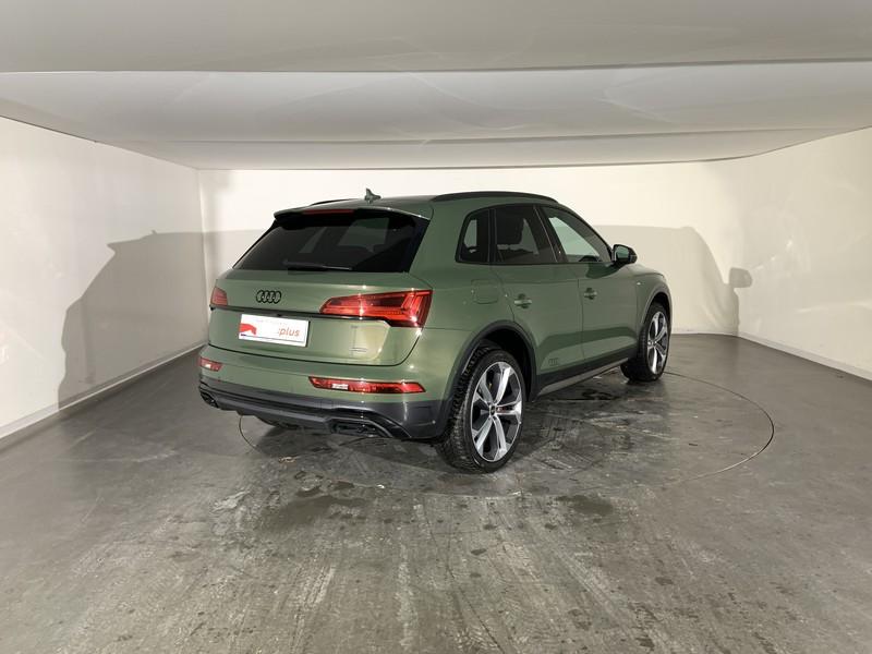 Audi Q5 40 2.0 tdi mhev 12v identity black quattro s-tronic