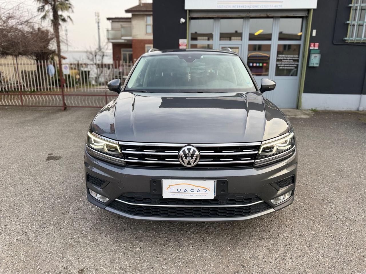 Volkswagen Tiguan Executive 2.0 TDI #9766