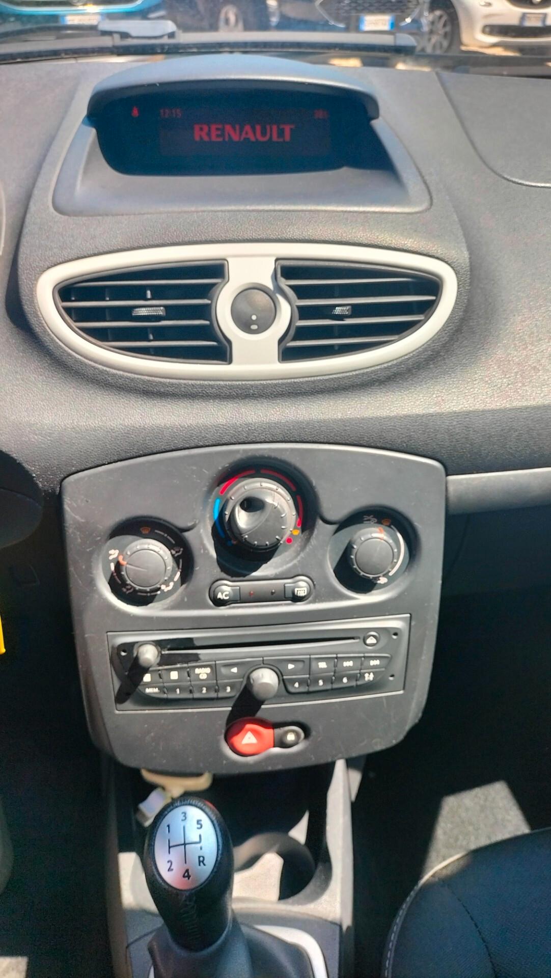 Renault Clio 1.2 16V 5 porte SOLO 90000KM