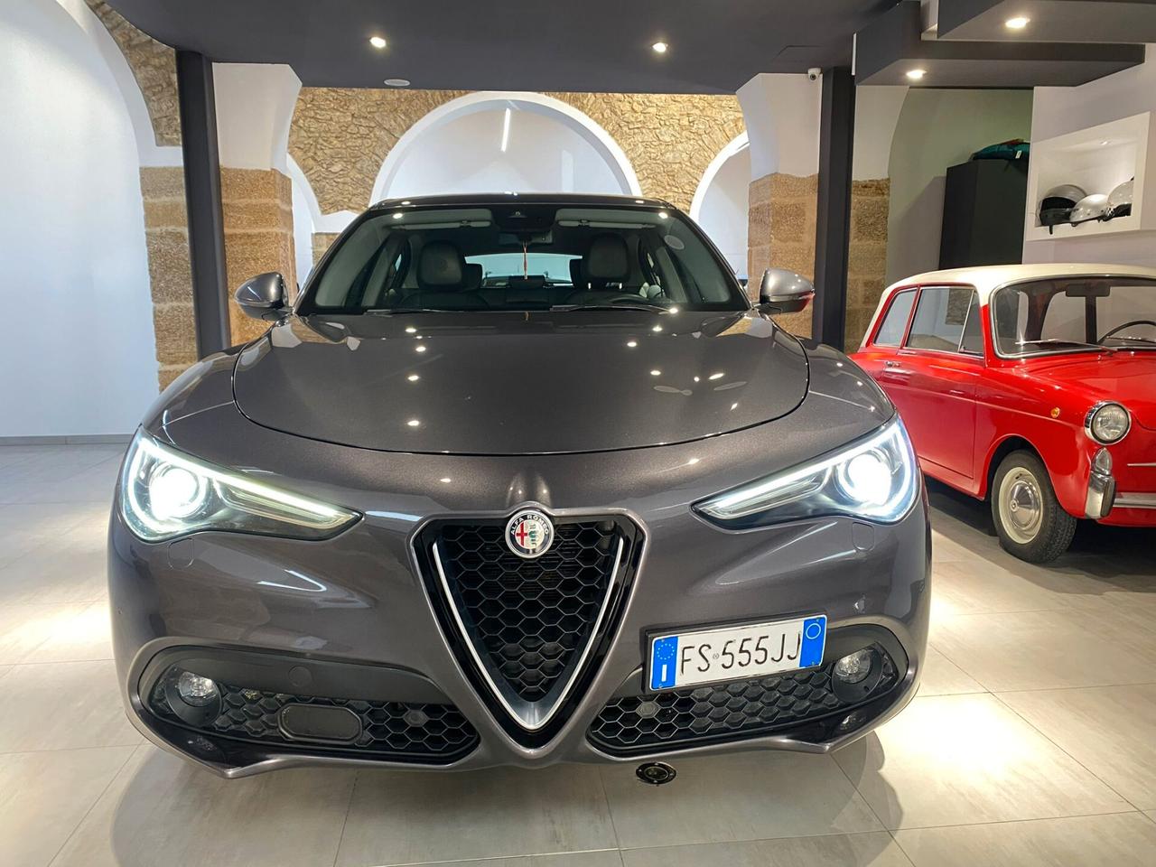 Alfa Romeo Stelvio 2.2 Turbodiesel 210 CV AT8 Q4 Super