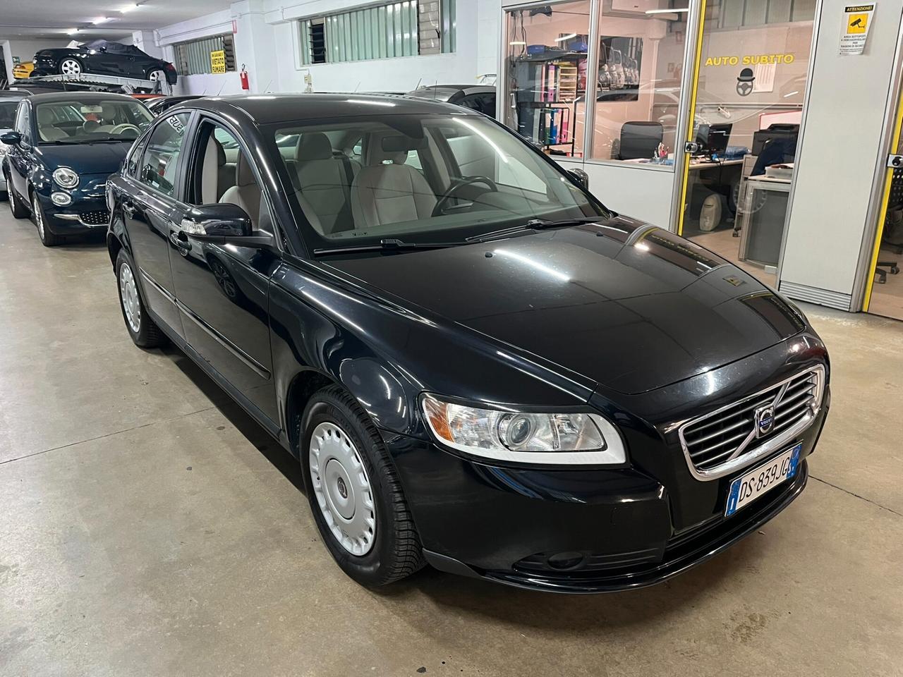 Volvo S40 1.6 solamente 50mila km