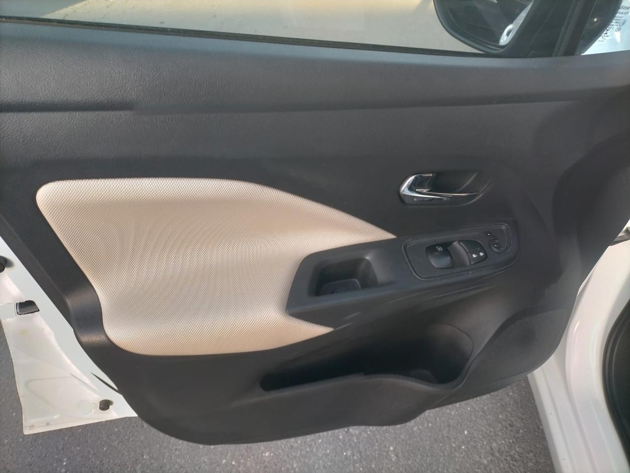 Nissan Micra 1.5 dCi 8V 5 porte Tekna