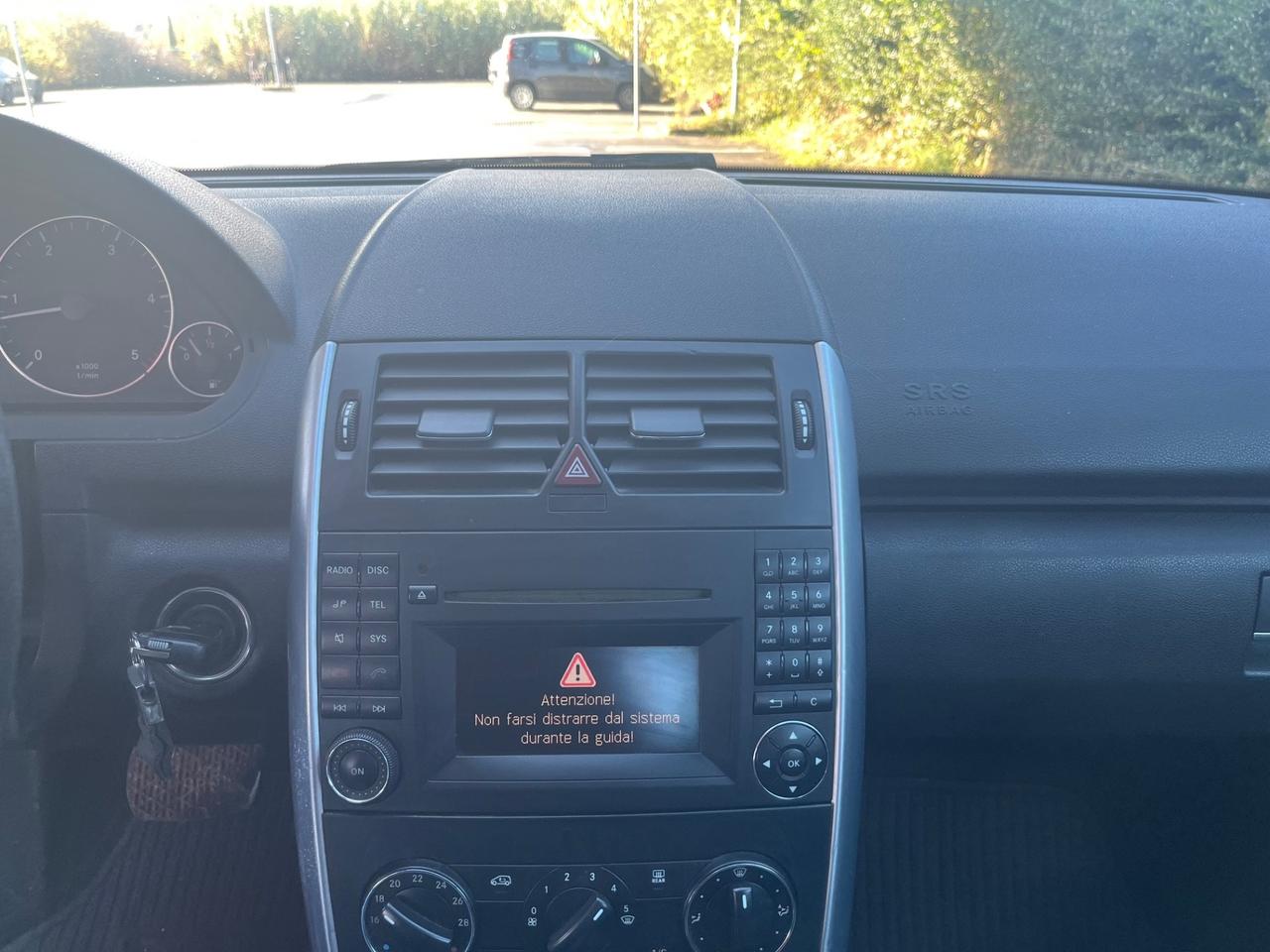 MERCEDES A180 CDI COUPÈ CAMBIO AUTOMATICO