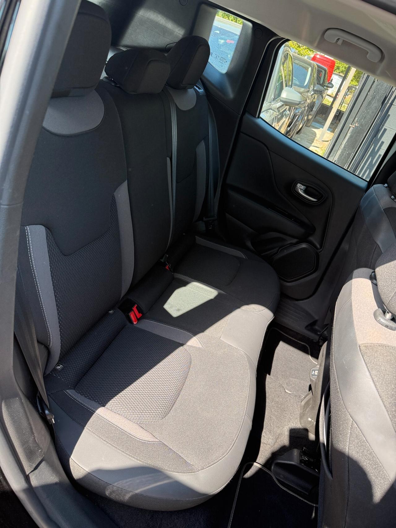Jeep Renegade 1.5 Turbo T4 MHEV Limited