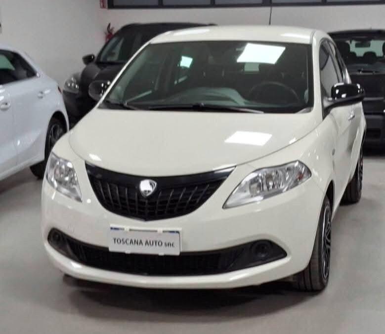 Lancia Ypsilon 1.0 5 porte S&S Hybrid Gold Plus