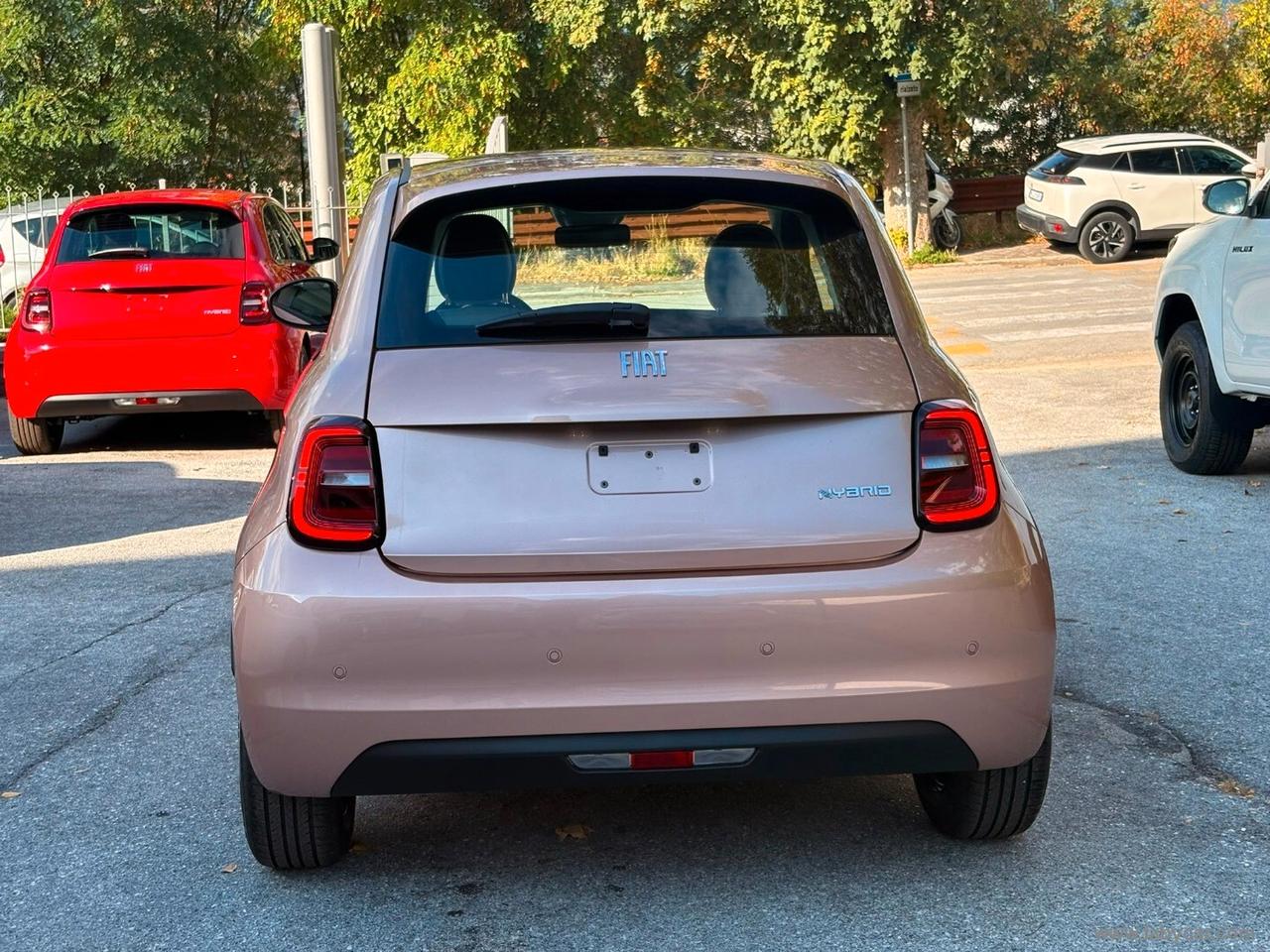 Fiat 500 Berlina Hybrid Pop