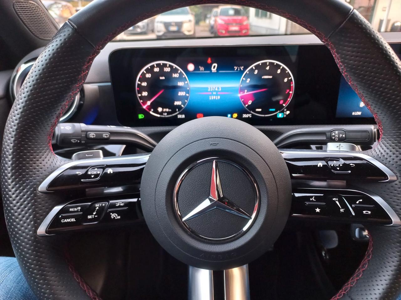 Mercedes-benz A 180 Automatic AMG Line Advanced Plus