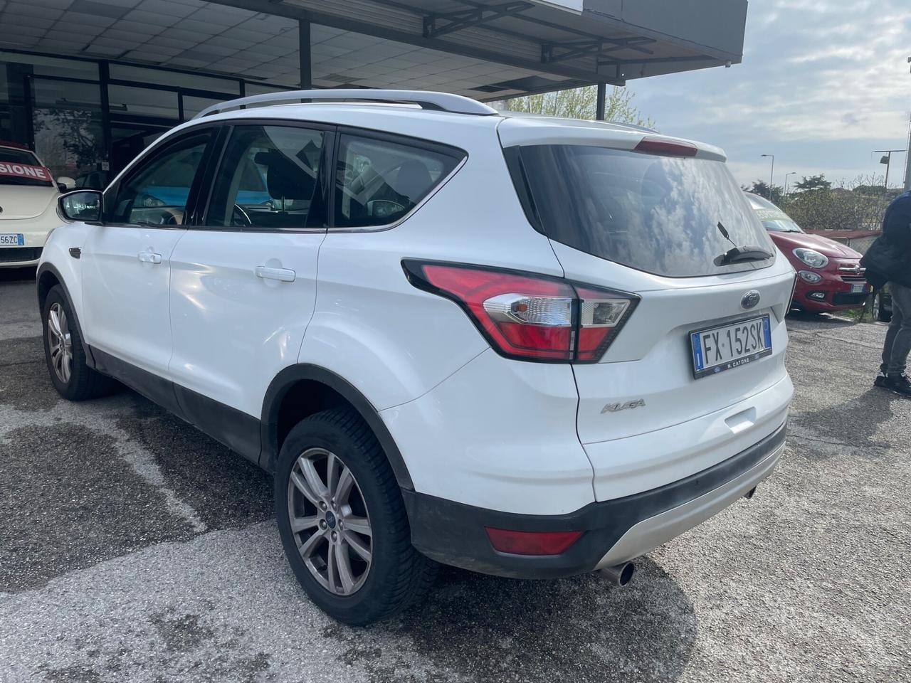 Ford Kuga 1.5 TDCI 120 CV S&S 2WD ST-Line