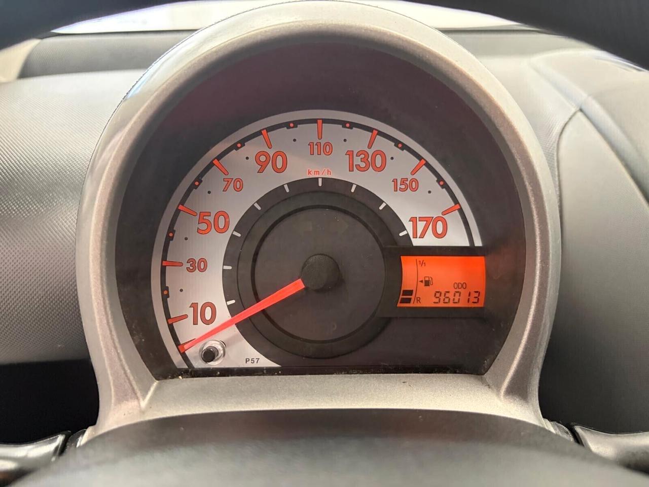 Toyota Aygo 1.0 PARI AL NUOVO GARANZIA 12 MESI