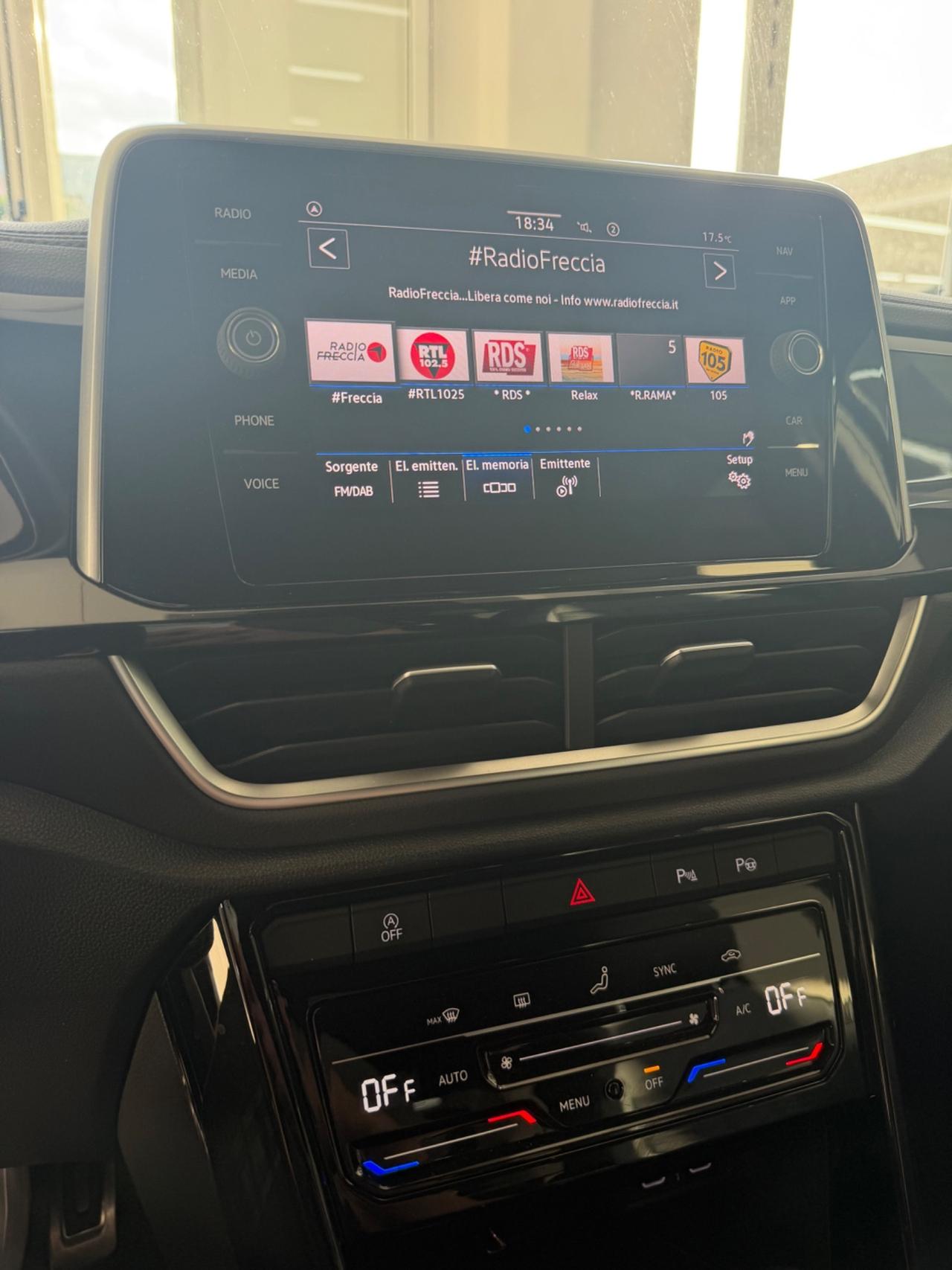 VW T-Roc 2.0 TDI SCR 150 CV DSG R-Line FINANZIABILE