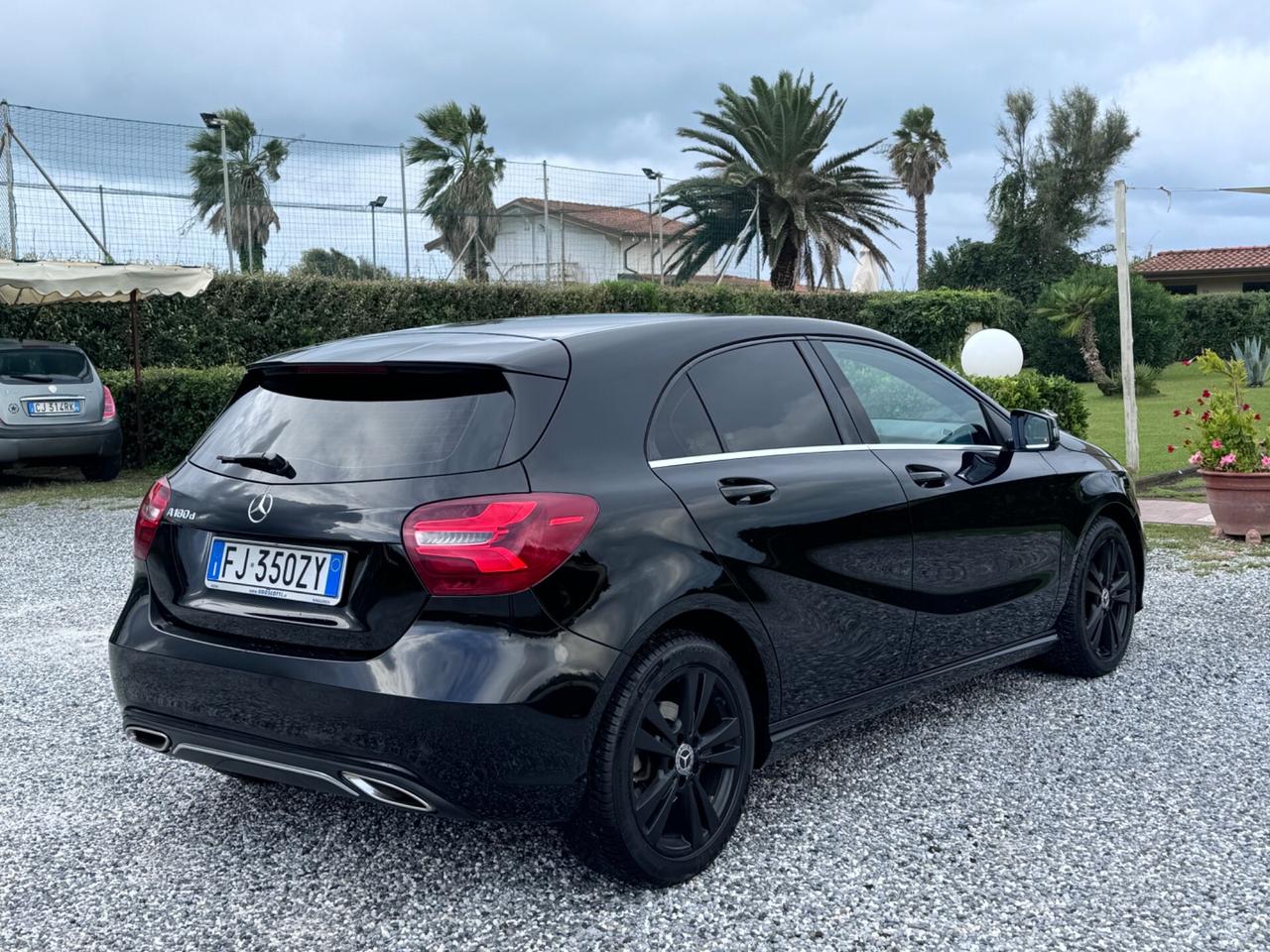 Mercedes-benz A 180 A 180 d Automatic Sport