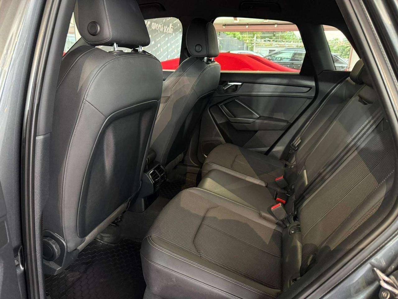 Audi Q3 35 TDI S tronic line edition