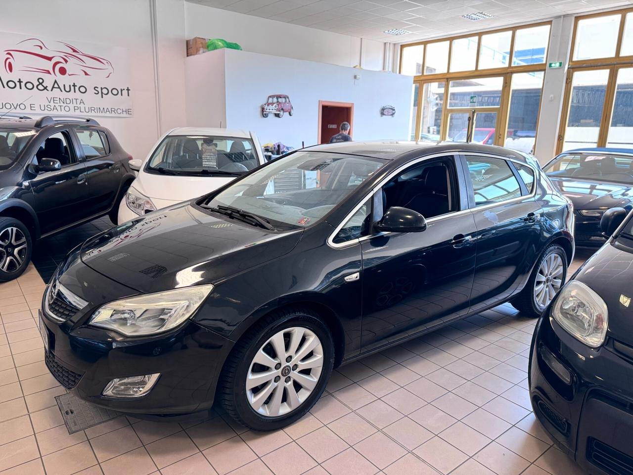 Opel Astra 1.7 CDTI 110CV 5 porte Cosmo Fleet